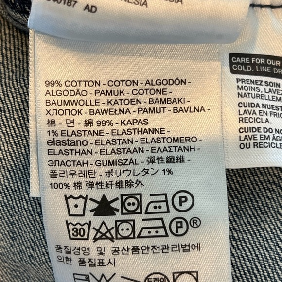 Levi's Light Blue Jean Jacket for Women - Picture 9 of 9